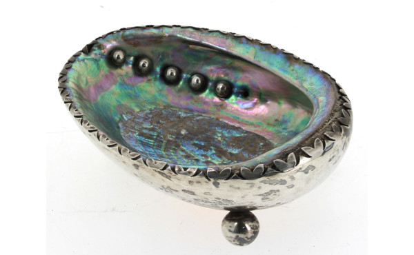 Coupe en nacre et monture argent 925ème,