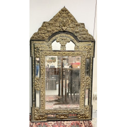 Grand miroir à parecloses en laiton et b