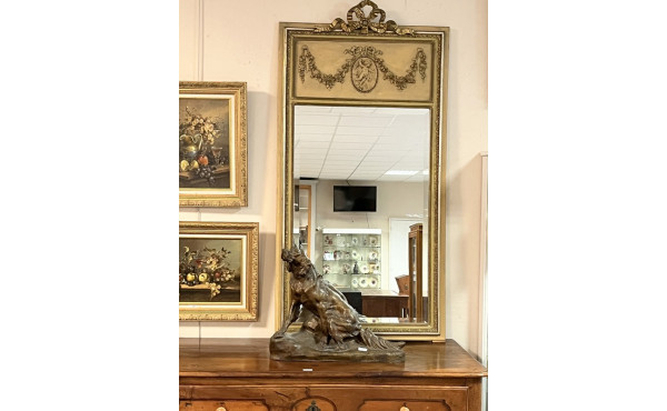 Miroir style trumeau en bois et stuc cou
