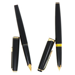 MONTBLANC - Lot de 2 stylos plumes or, a
