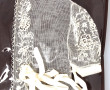 Coiffe en tulle brodée de fleurs et nœud