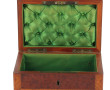 Coffret en placage de loupe et incrustat
