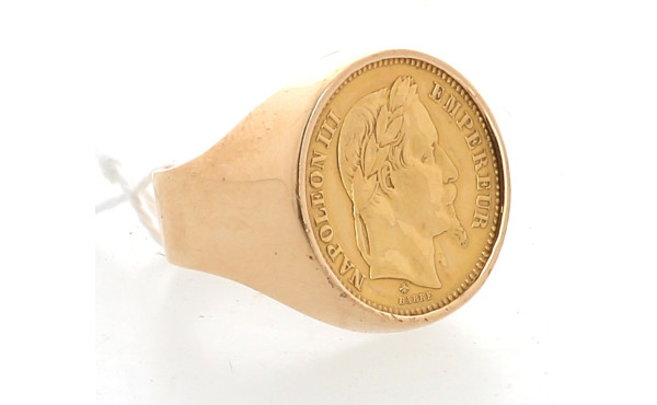 Chevalière en or jaune 18 carats, poinço
