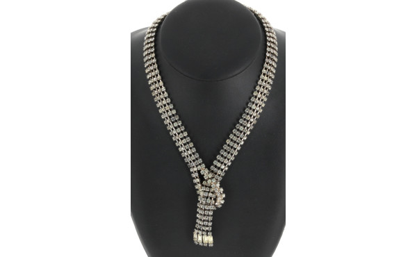 Collier vintage style négligé en métal e