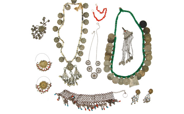 Bijoux berbères et autres contrées - Lot