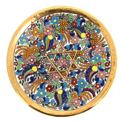 Coupe à décor d'émaux polychromes et dor