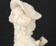 SEVRES - Statuette en biscuit représent