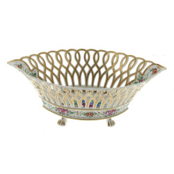 Coupe navette en porcelaine blanche et o