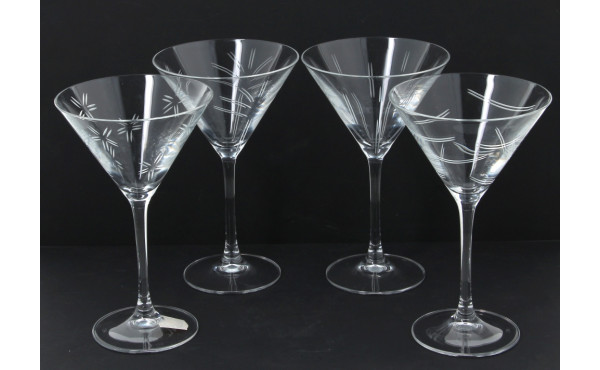 4 verres à cocktail en cristal gravé, H 