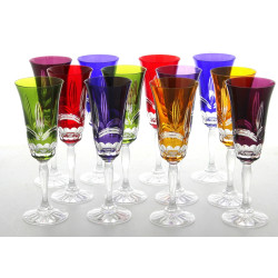Service en cristal de couleurs taillé ma