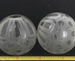 Paire de globes de lampes en verre: on y