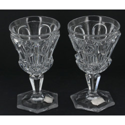 Paire de grands verres à pied en cristal