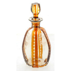 Carafe ancienne en cristal gravé transpa