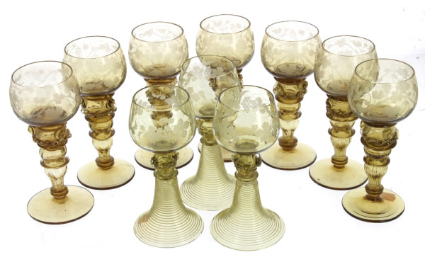 7 roemers en verre gravé probablement BO