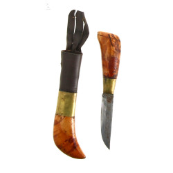 Couteau artisanal, lame forgée gravée RJ