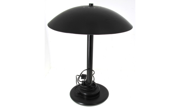 Lampe en métal laqué noir (le douilles,