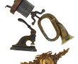 Lot comprenant un clairon, une garniture