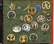 INSIGNES - Valise de marin garnie de pho
