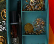 INSIGNES - Valise de marin garnie de pho