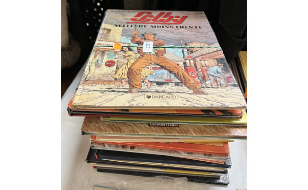 Lot de 20 BD rigides diverses dont 2 BD 