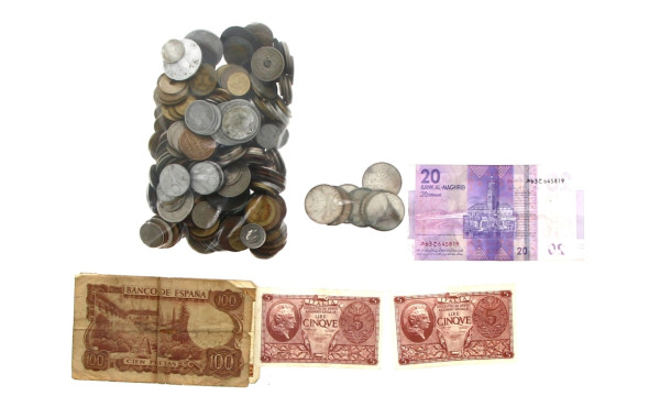 Lot de 8 pièces de 5 F argent : on y joi