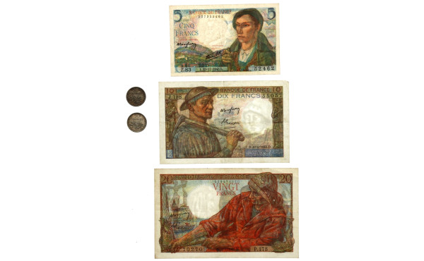 Lot comprenant 2 pièces de 50 centimes e