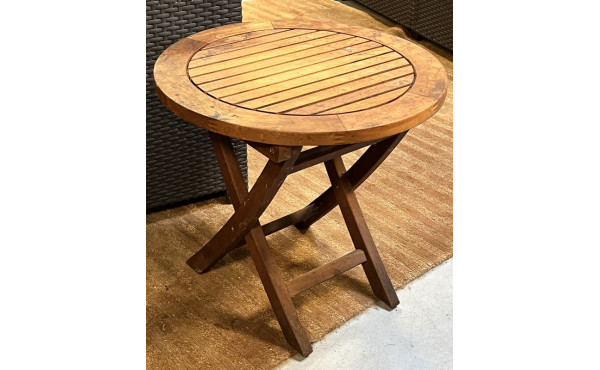 Petite table basse pliante en teck H. 46