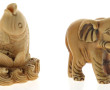 CHINE Xxème - Lot de 2 netsukés à thème 