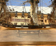 Maquette en bois de l'ASTROLABE.Sous vit
