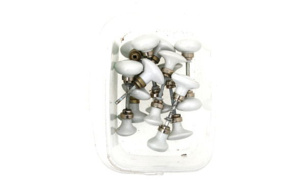 Lot de poignées de porte en porcelaine b