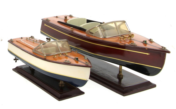 Deux maquettes de Riva, L 52 cm et 36 cm