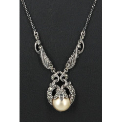 Collier en argent style Art Nouveau agré