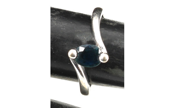 Bague en or gris 18 cts, poinçon tête d'