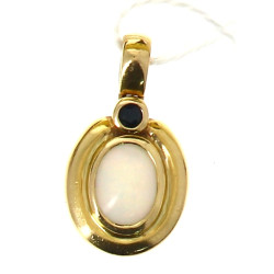 Pendentif en or jaune 18 carats serti d'
