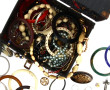 Lot de bijoux fantaisie dans mallette no