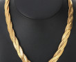 Collier en métal doré à maille plate tre