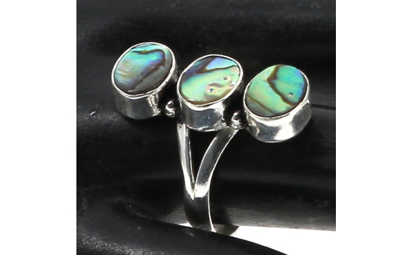 Bague en argent et coquille d'ormeaux, p