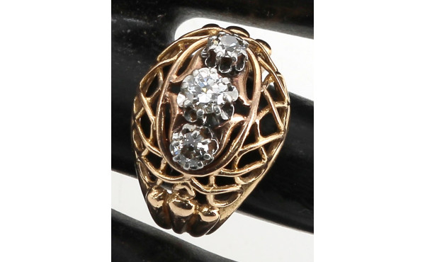 Bague dôme en or jaune 18 carats et plat