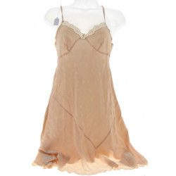 CHRISTIAN DIOR - Nuisette couleur nude a