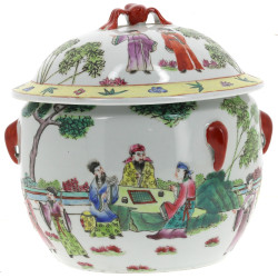 CHINE fin Xxème - Pot couvert en porcela