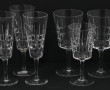 8 verres en cristal, H 15,5 cm, années 7