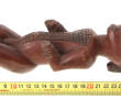 STATUETTE KUYU - Bois patiné. H 32 cm. O