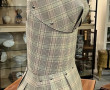 Mannequin de couturière en carton et piè