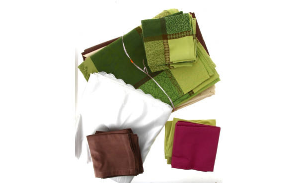 Linge de table moderne comprenant 4 napp