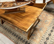 Table basse en bois clair à plateau amov