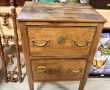 Petite commode ancienne en bois fruitier