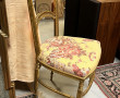 Chaise de style Louis XVI en bois doré