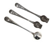Paire de cuillères à sel en argent décor