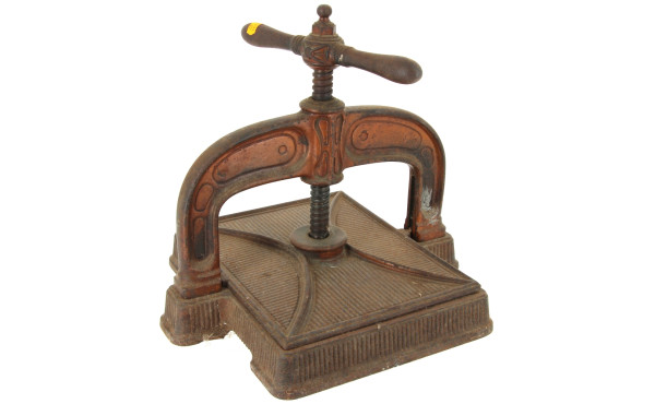 Presse en fonte