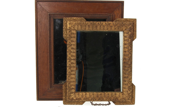 Petit miroir ancien en bois et stuc doré
